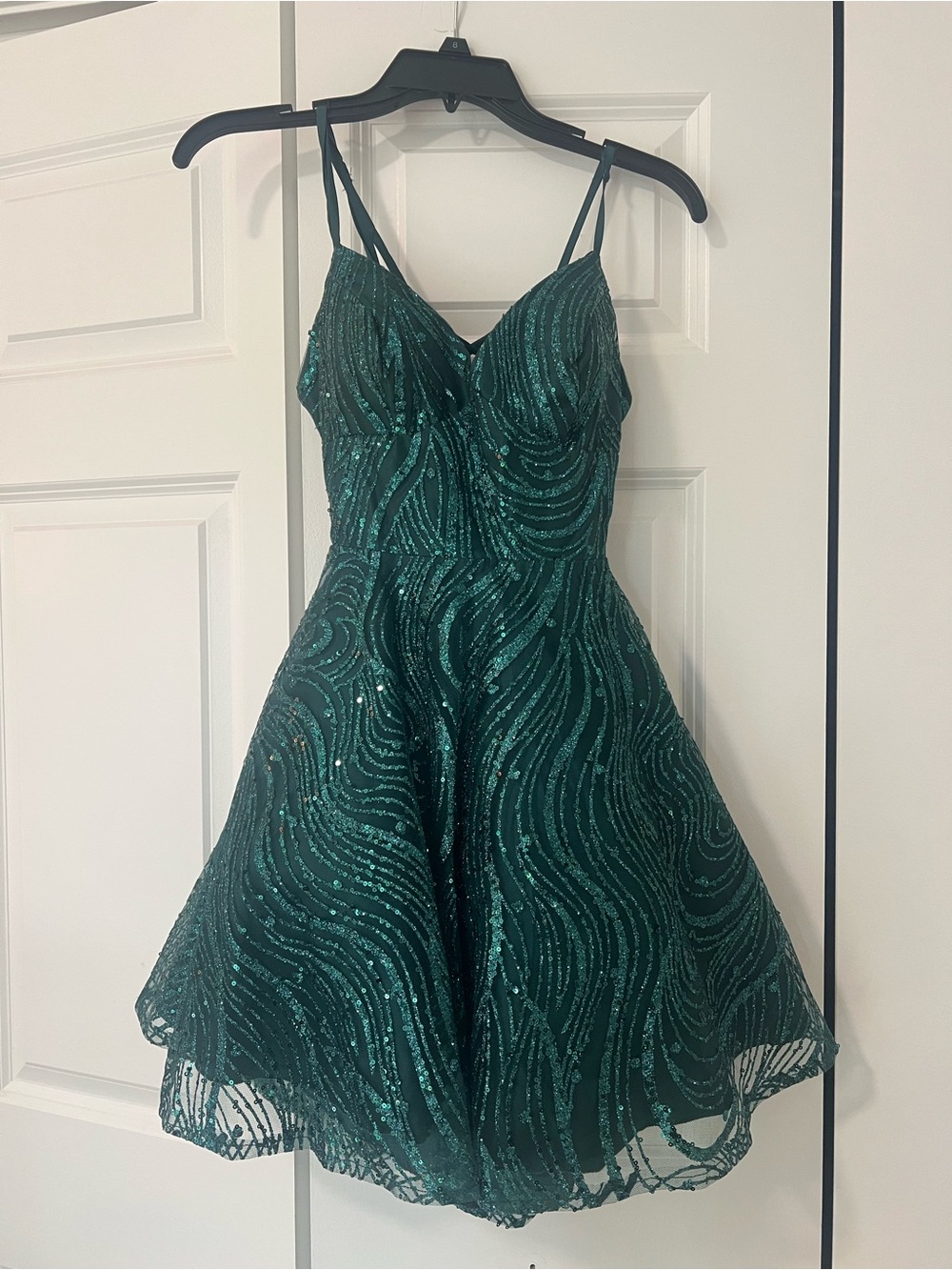 Women's Emerald Green Sequin Party Dress with Spaghetti Straps
